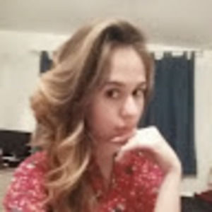 Meet your Posher, Nadia